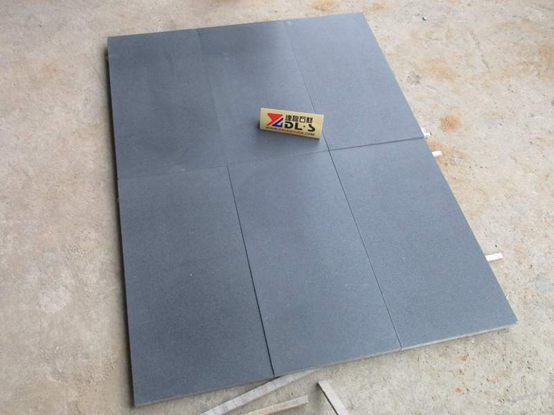 Honed Sawn Cut Grey Basalt Andesite Patio Tile Honed Sawn Cut Grey Basalt Andesite Patio Tile