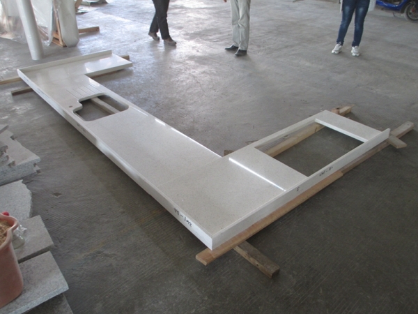 White Man Made Engineered Resin Quartz Countertops