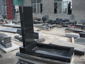 Hebei Black Granite Russian Style Funeral Monuments Tombstone