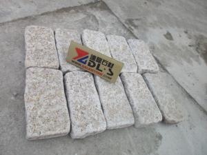 G682 Rusty Yellow Granite Cube Paving Stone Cobblestone