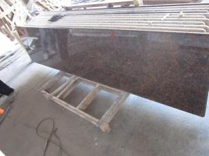 Polishing Tan Brown Granite 2cm Slab Kitchen Countertops