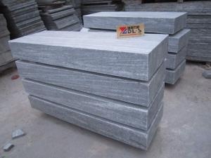 Nero Santiago Landscape Grey Granite Corner Kerb Stones