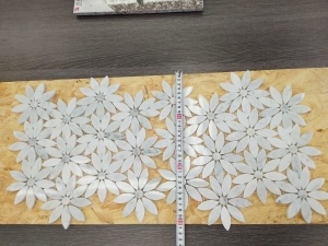 Italy Carrara White Marble Mosaic Tile Flower Shape