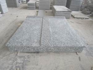 Spray White Granite Slovakia Design Cemetery Monuments