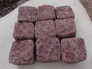 Red Porphyry Stone Cube Paving Garden Style