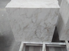 Volakas White Marble Tiles Floor Covering