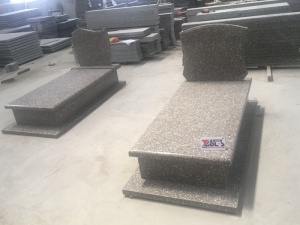 Popular Chinese G648 Red Granite Poland Design Tomb