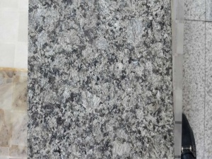 China Butterfly Green Granite Slabs Tiles