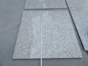 Polished G682 Yellow Granite Cut To Size