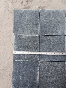 Zhanjiang Black Basalt Natural Split Cube Stone