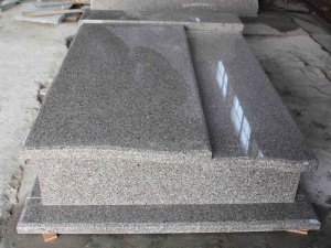 Wulian Pink Flower Granite Memorials Poland Design Tombstone